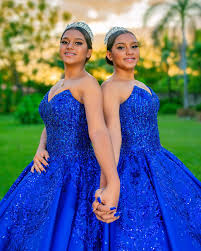 Laura & Sofía 